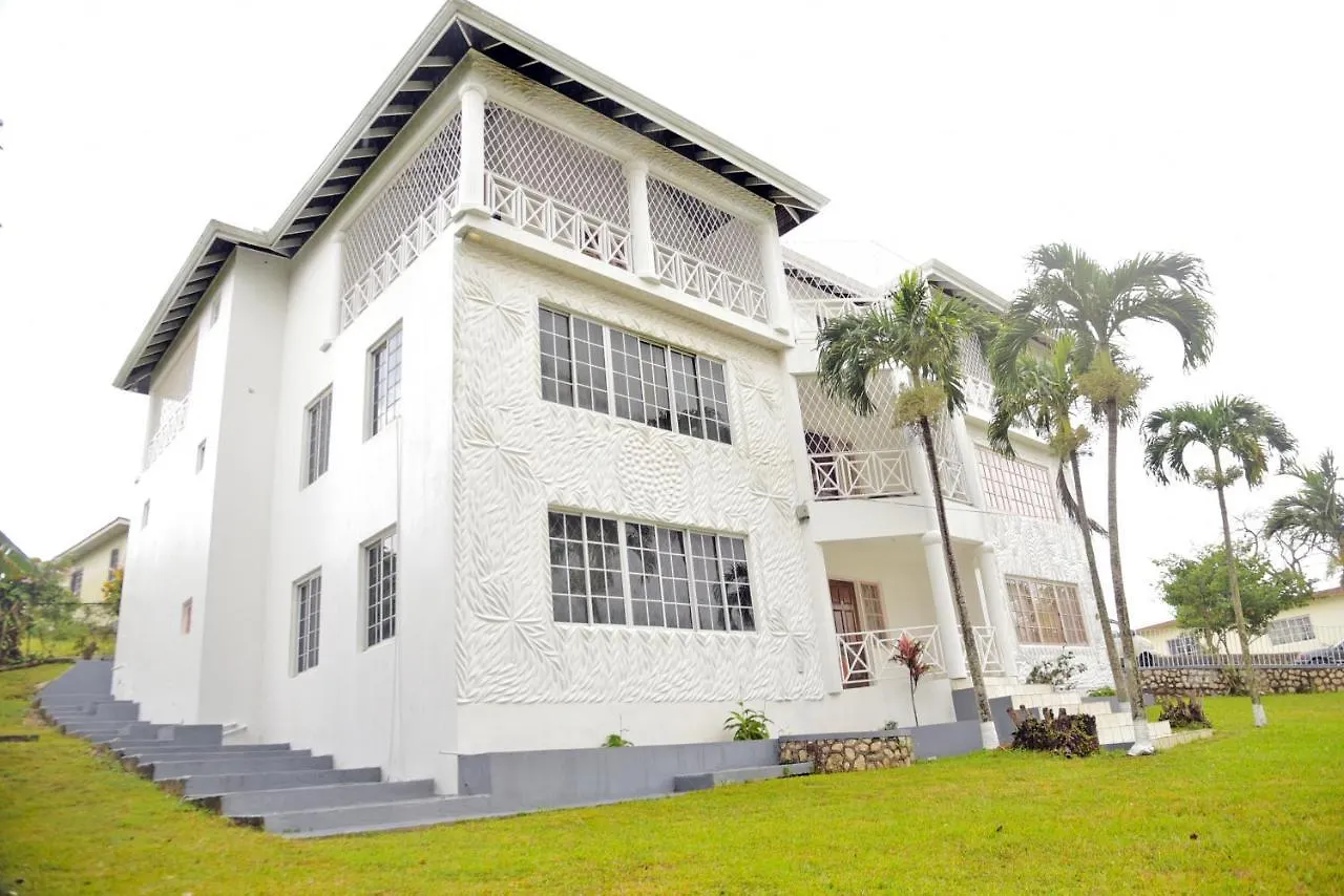 Homestay Suiteville In Mandeville